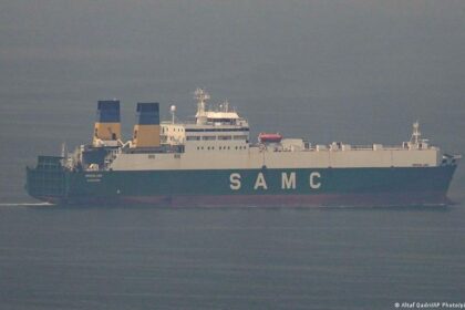 Inggris menolak bergabung blokade Selat Hormuz